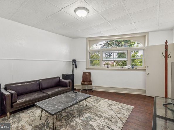 4714 Woodland Avenue, Philadelphia PA 19143