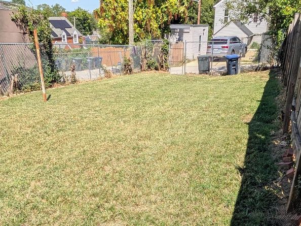 5206 Banks Place NE, Washington DC 20019