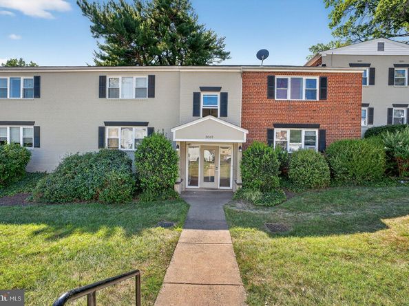 3065 Patrick Henry Drive 102, Falls Church VA 22044