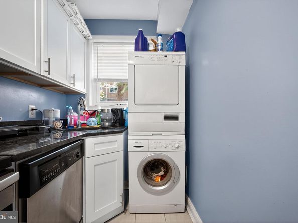 3065 Patrick Henry Drive 102, Falls Church VA 22044