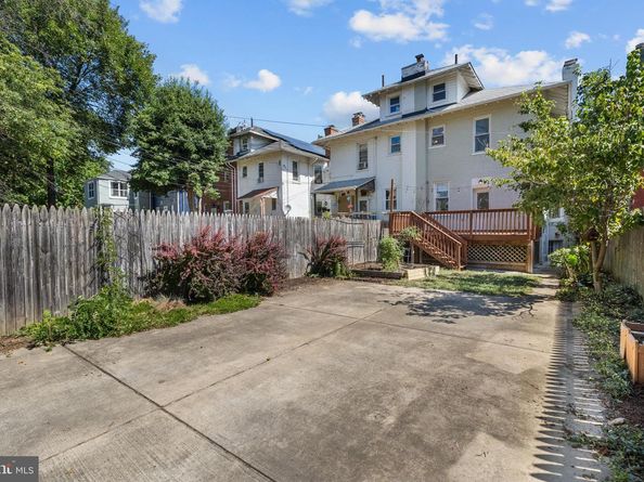 3916 5TH Street NW, Washington DC 20011
