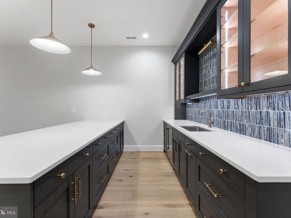 1446 Cola Drive, Mclean VA 22101