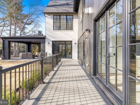 1446 Cola Drive, Mclean VA 22101