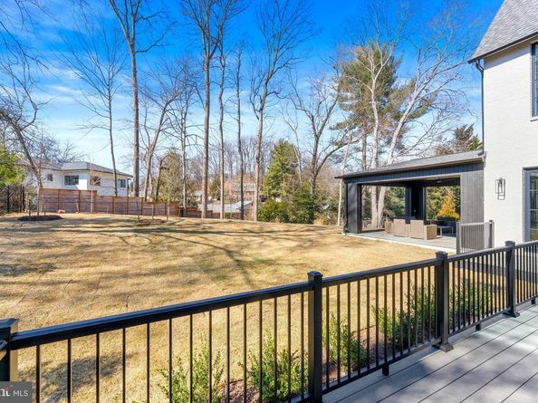 1446 Cola Drive, Mclean VA 22101