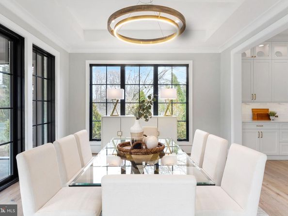 1446 Cola Drive, Mclean VA 22101