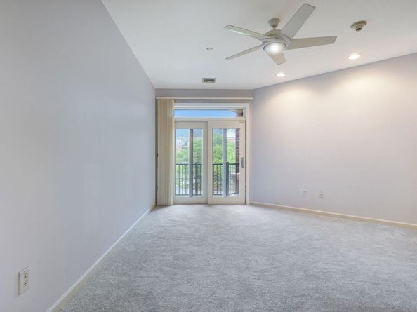 305 Carson Terrace, Huntingdon Valley PA 19006