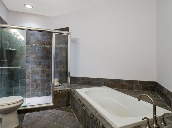 305 Carson Terrace, Huntingdon Valley PA 19006