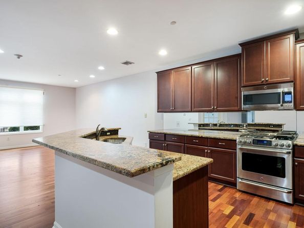 305 Carson Terrace, Huntingdon Valley PA 19006
