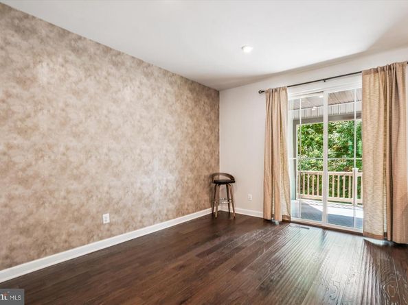 9267 Wood Violet Court, Fairfax VA 22031