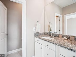 9267 Wood Violet Court, Fairfax VA 22031
