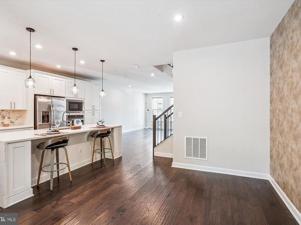9267 Wood Violet Court, Fairfax VA 22031
