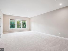 9267 Wood Violet Court, Fairfax VA 22031