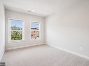 9267 Wood Violet Court, Fairfax VA 22031