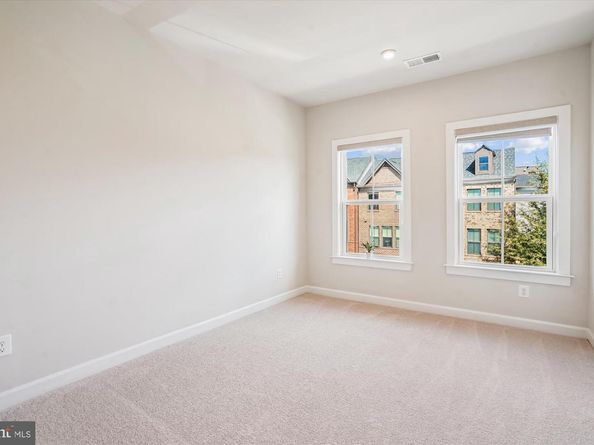 9267 Wood Violet Court, Fairfax VA 22031
