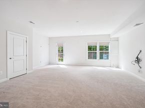 9267 Wood Violet Court, Fairfax VA 22031