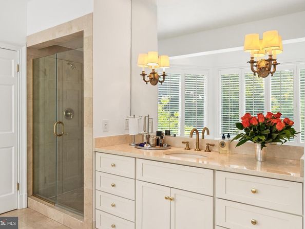 6460 Kedleston Court, Mclean VA 22101