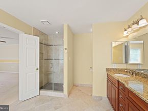 46823 Gunflint Way, Sterling VA 20164