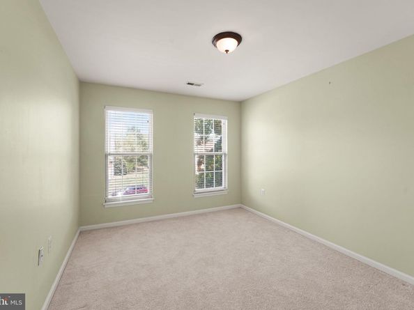 46823 Gunflint Way, Sterling VA 20164