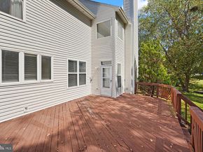 46823 Gunflint Way, Sterling VA 20164