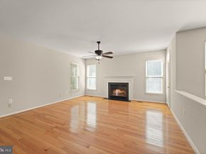 46823 Gunflint Way, Sterling VA 20164