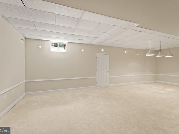 46823 Gunflint Way, Sterling VA 20164