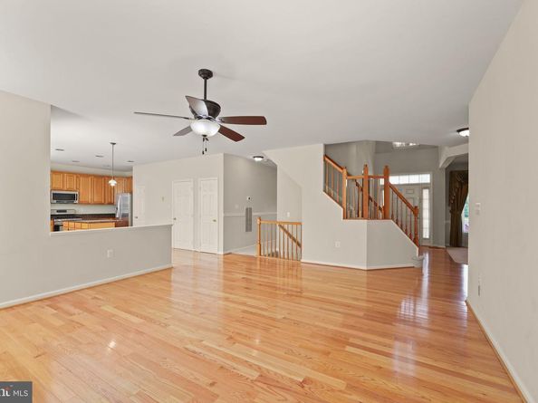46823 Gunflint Way, Sterling VA 20164