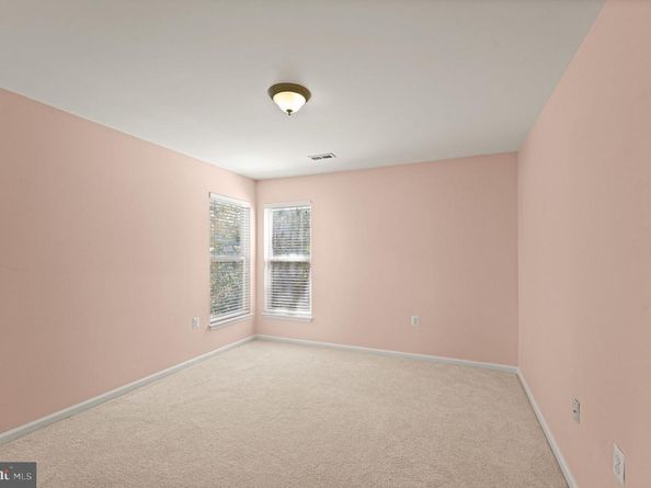 46823 Gunflint Way, Sterling VA 20164