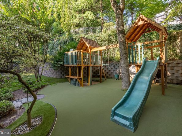 5400 Mohican Road, Bethesda MD 20816