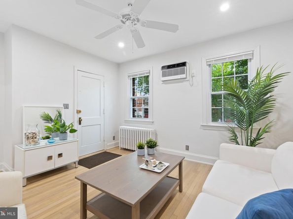 2228 40TH Street NW 1, Washington DC 20007