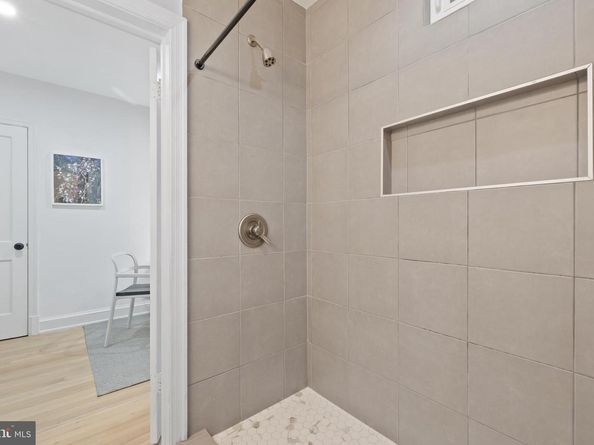2228 40TH Street NW 1, Washington DC 20007
