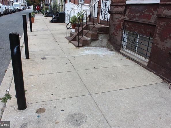 2516 S Marshall Street, Philadelphia PA 19148