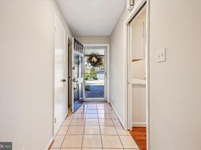5300 1st Place N, Arlington VA 22203