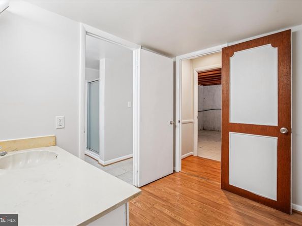 5300 1st Place N, Arlington VA 22203