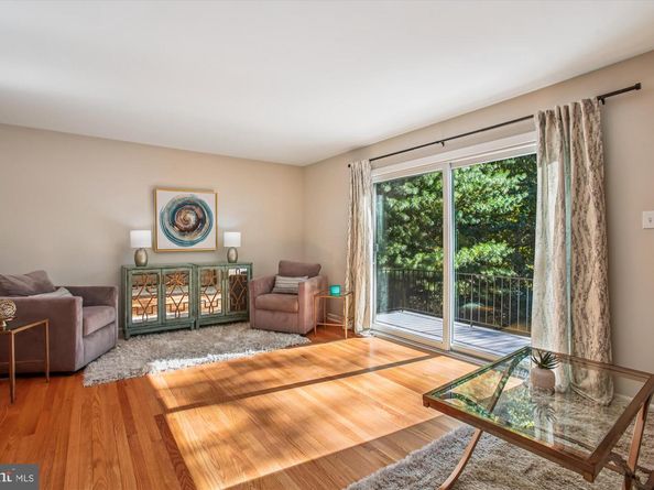 5300 1st Place N, Arlington VA 22203