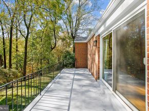 5300 1st Place N, Arlington VA 22203