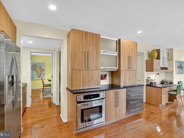 2410 Nottingham Drive, Falls Church VA 22043