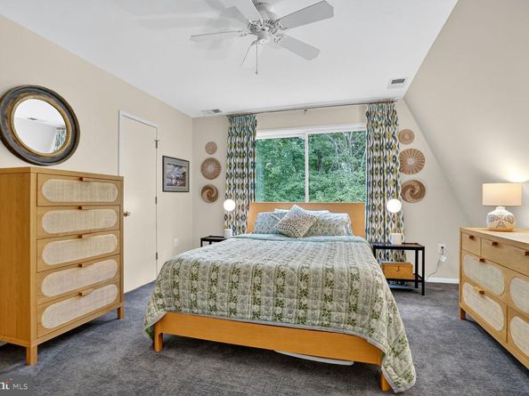 2410 Nottingham Drive, Falls Church VA 22043