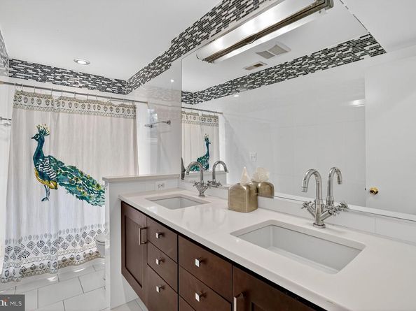 2410 Nottingham Drive, Falls Church VA 22043