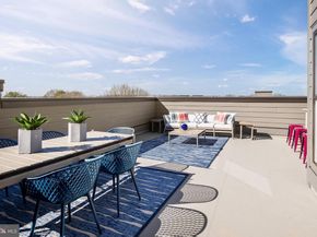 2167 Glacier Road, Herndon VA 20170