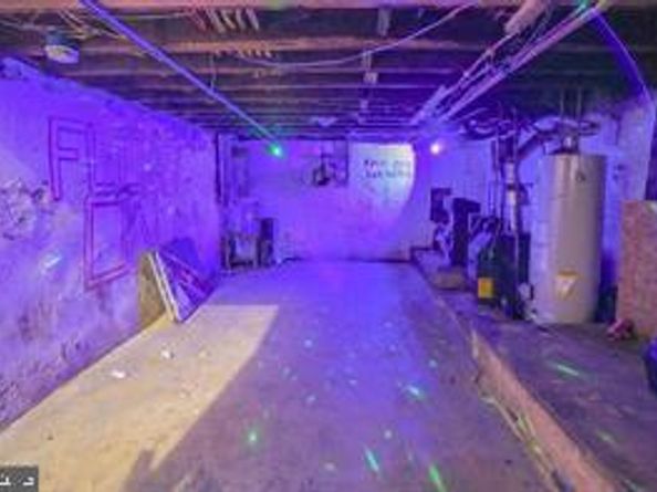 2110 W Chew Avenue, Philadelphia PA 19138