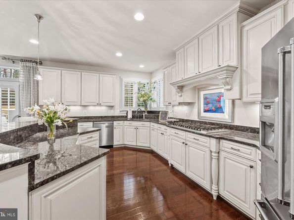 1678 Hunting Crest Way, Vienna VA 22182