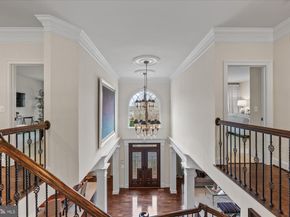 1678 Hunting Crest Way, Vienna VA 22182