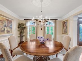 1678 Hunting Crest Way, Vienna VA 22182