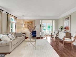 1678 Hunting Crest Way, Vienna VA 22182
