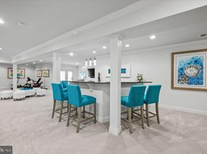 1678 Hunting Crest Way, Vienna VA 22182