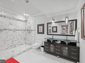 1678 Hunting Crest Way, Vienna VA 22182