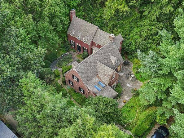534 W Springfield Avenue, Philadelphia PA 19118