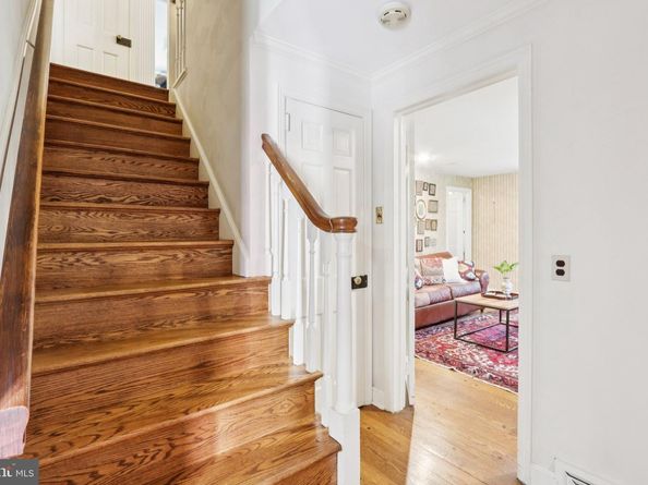 534 W Springfield Avenue, Philadelphia PA 19118