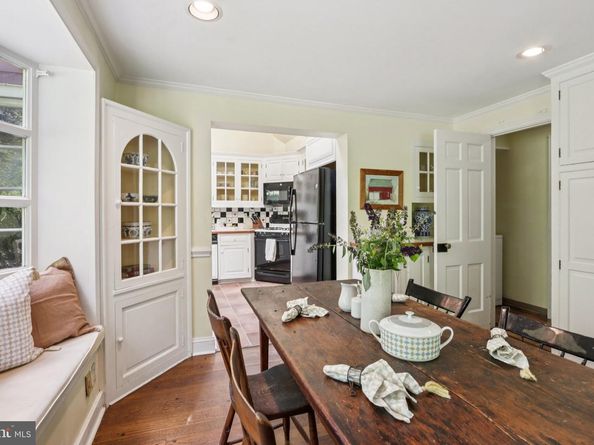 534 W Springfield Avenue, Philadelphia PA 19118