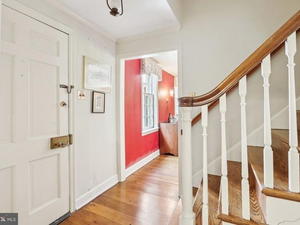 534 W Springfield Avenue, Philadelphia PA 19118